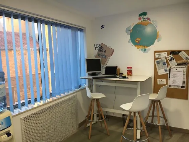 Urbis te ofrece un despacho en zona Centro, Salamanca. — 10
