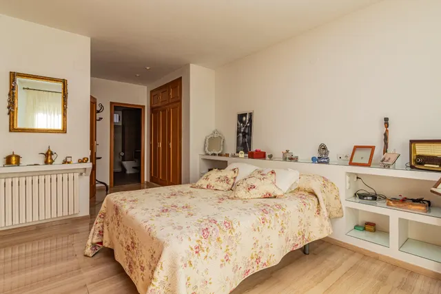 Espectacular dúplex de 4 dormitorios en el centro de Castellón — 15