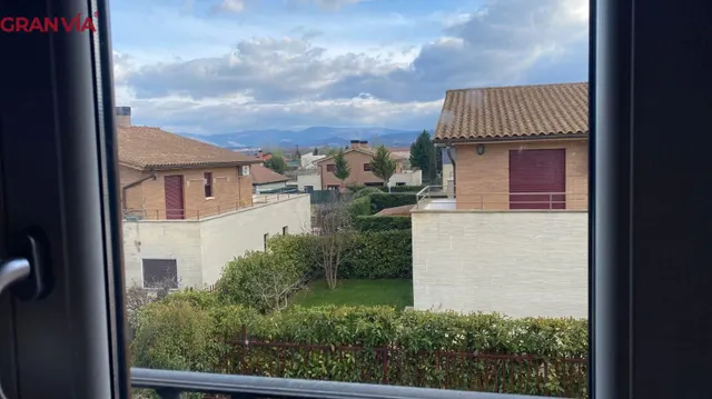 Gran chalet en urbanización de lujo en Navarrete — 34