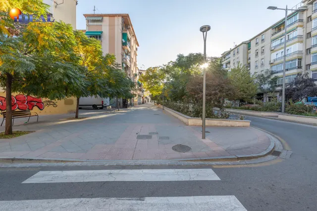Piso luminoso de 3 dormitorios en la Antigua Ctra de Málaga — 30