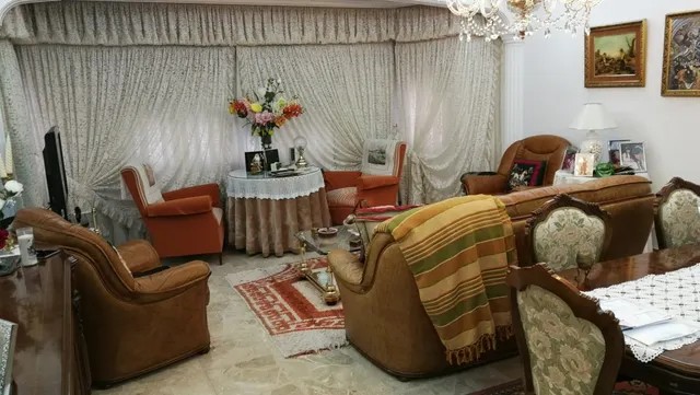 SORPRENDENTE...SE VENDE CASA DE LUJO INDEPENDIENTE, CON LOCAL, A 3 MINUTOS DEL CENTRO DE ALBACETE — 3
