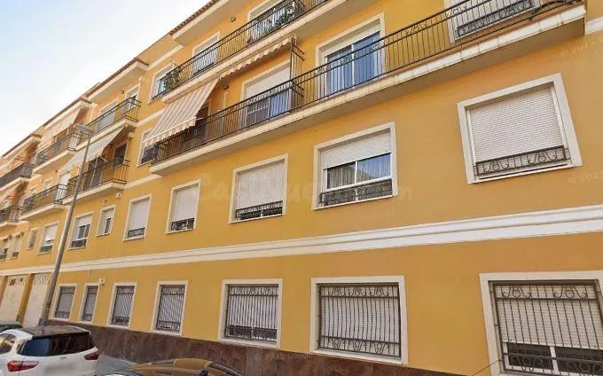 VIVIENDA CON INQUILINO EN RENTABILIDAD