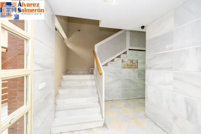 Piso de dos dormitorios en Sanders, en urbanización privada con piscina, pistas de padel, plaza de garaje y trastero — 20