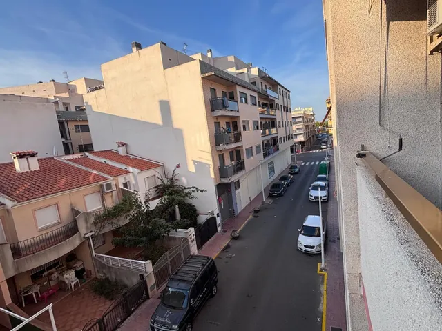 Edificio levante pueblo — 21