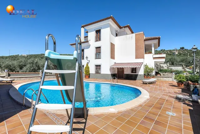 Casa con terreno ubicada en plena naturaleza, a tan solo 2km - foto 3