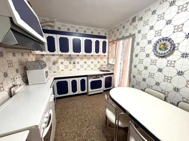 Vivienda de cuatro dormitorios en el centro de Alicante — 12