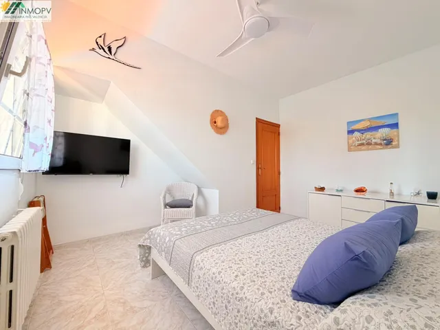 Singular chalet de 319m2 con 2.000 m2 de parcela, piscina y apartamento independiente en vistabella Vinaròs! — 43