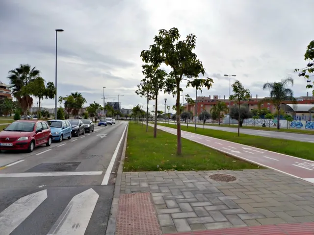 TEATINOS- Local Comercial
