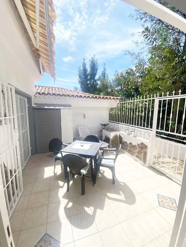 Costa Arona. vivienda adosada 1 habitación en planta baja,