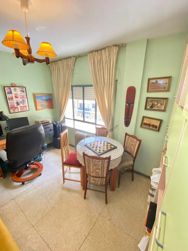 Piso 4 habitaciones 126m² en venta - Av. Barcelona - Viñuela - Rescatado — 30