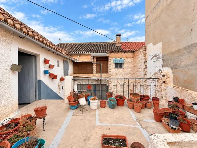 A la venta gran casa en durcal — 30