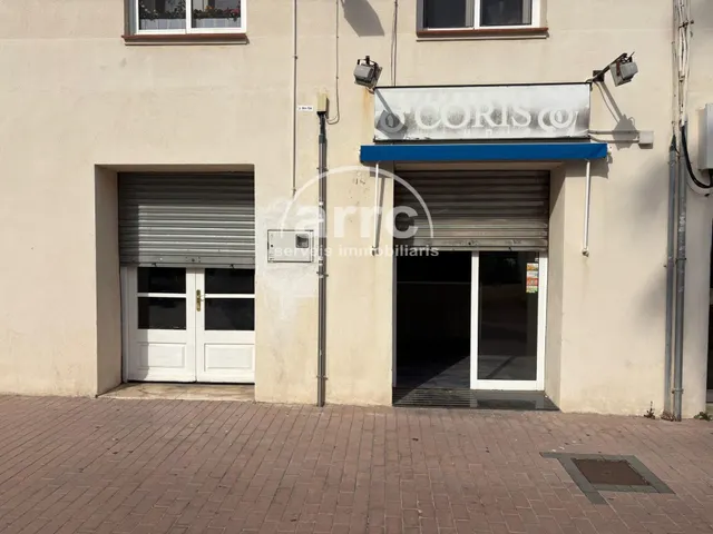 LOCAL EN VENTA - PREMIA DE MAR — 12