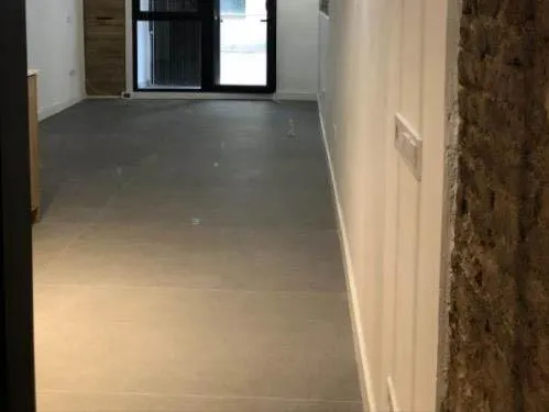 Planta baja a la venta ideal para inversores en El Raval, Barcelona — 3