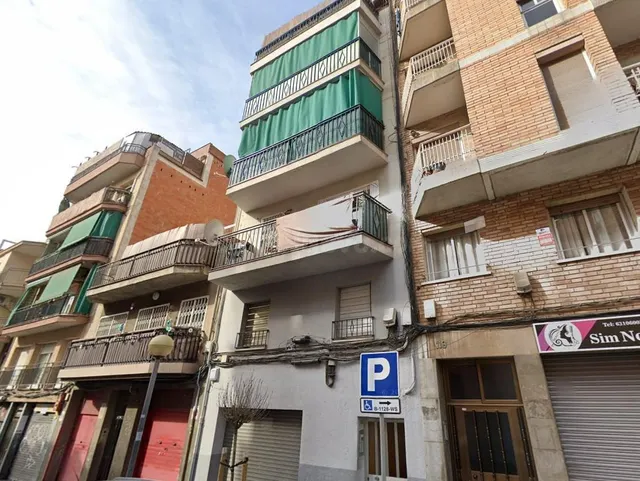 Inversión inmobiliaria en Badalona: piso con potencial