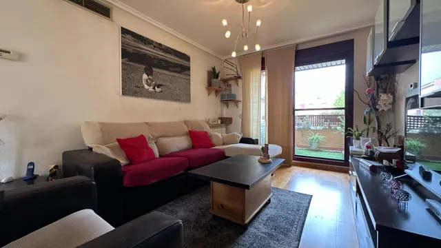 ¡tu próximo hogar te está esperando en Utebo! chalet adosado con piscina, jardín y mucho más — 6