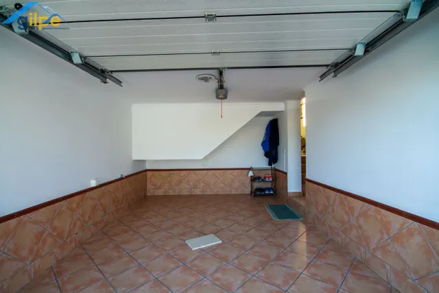 MARAVILLOSA CASA ADOSADA EN UNA ZONA CÉNTRICA DE MARCHENA — 15