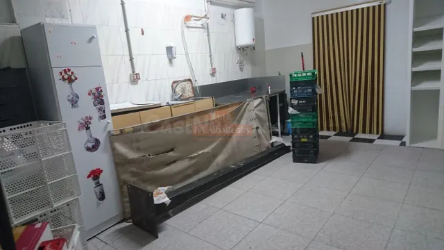 SE VENDE LOCAL COMERCIAL DE 80 M2 ZONA PASEO LA CUBA - foto 4