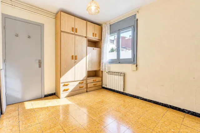 Pis en venta a zona Passeig Verdabuer — 18