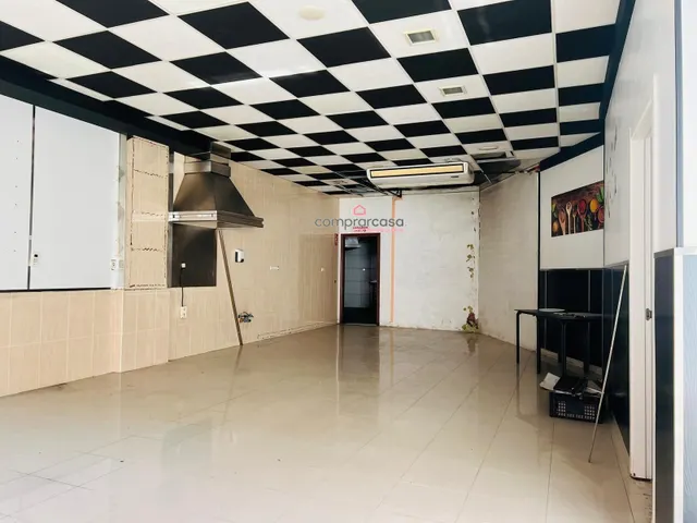 SE ALQUILA LOCAL COMERCIAL EN EL TEMPLE — 4