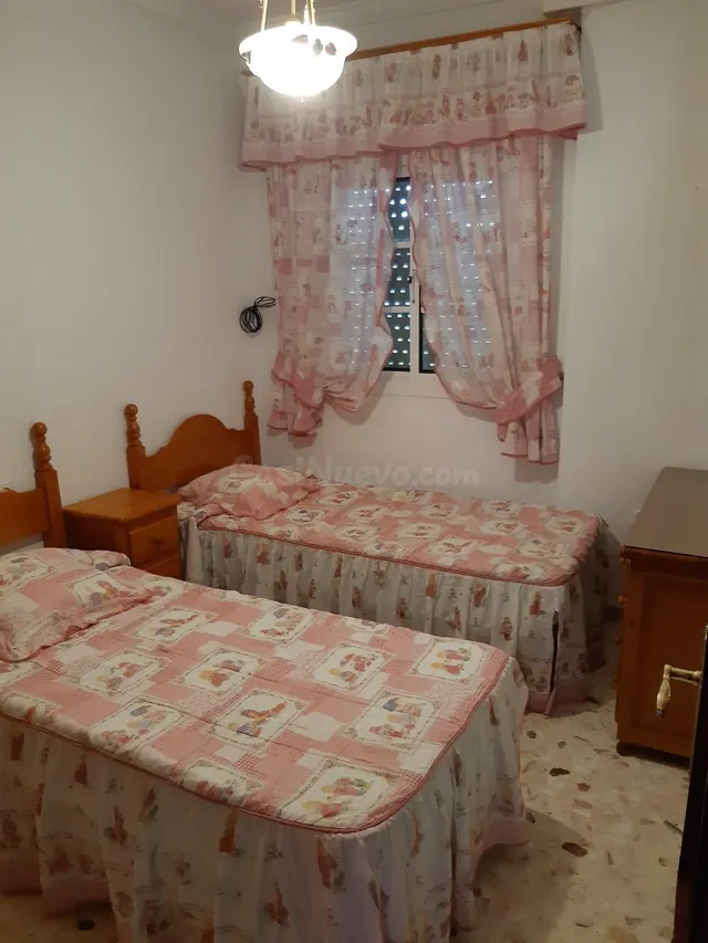 Acogedora casa de una planta en Torrecera, a solo 20 minutos - foto 5