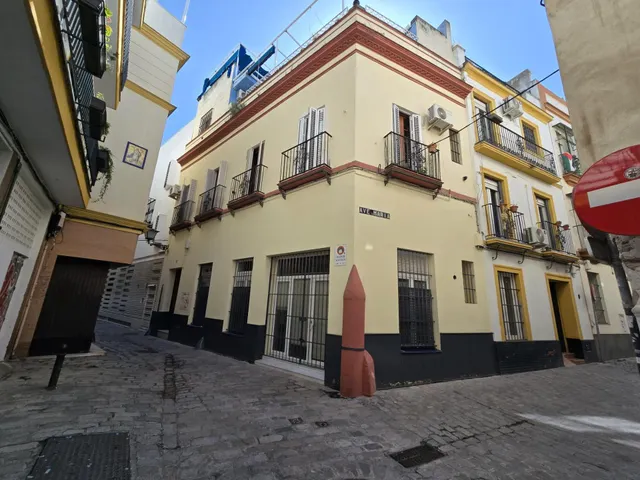Magnifica casa señorial en pleno centro de Sevilla — 2