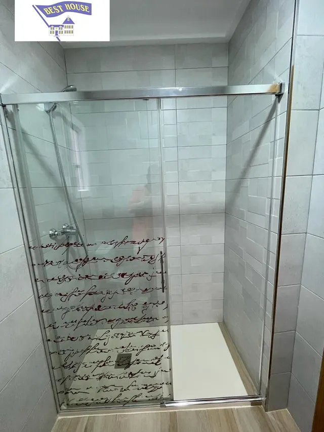 habitaciones EN PISO PARA ESTUDIANTES ZONA HOSPITAL — 8