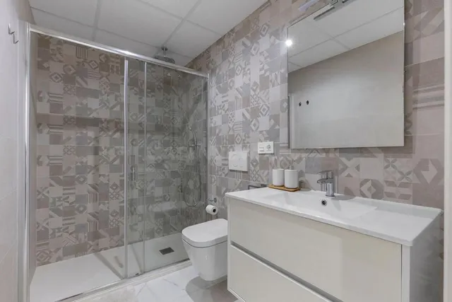 Apartamento 2 habitaciones 95m² en venta - PAU 8 — 25
