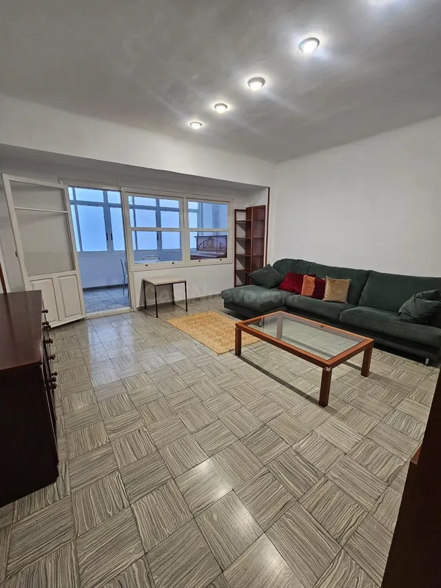 SE ALQUILA VIVIENDA EN EL CORAZÓN DE ALICANTE — 3