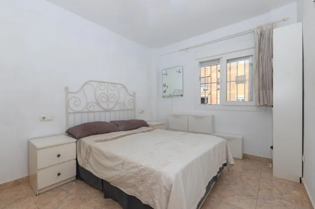 PISO EN VENTA EN CALLE  PRINCESA — 6