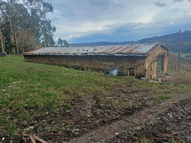 SE VENDE FINCA EN LA SIERRA (RAMALES DE LA VICTORIA-CANTABRI - foto 4