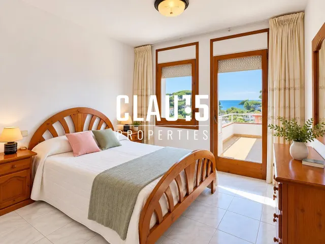 Casa independiente en venta con piscina privada y espectaculares vistas al mar en Sant Pol de Mar — 17
