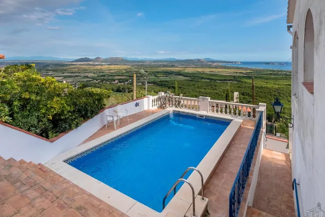 ALQUILER TURÍSTICO - Casa com piscina privada y vistas al ma - foto 2
