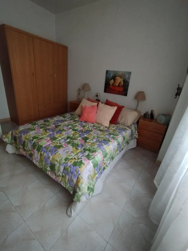 CO-LIVING EN AYORA - PRECIO 300 EUROS POR habitación, CON GA - foto 5