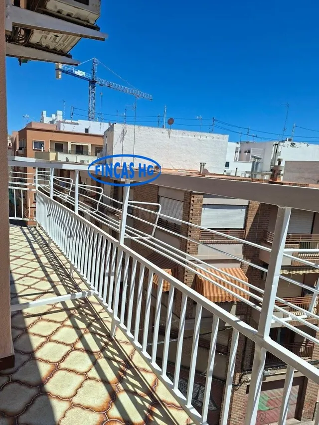 Vivienda reformada en Última Planta – Carolinas Bajas — 4