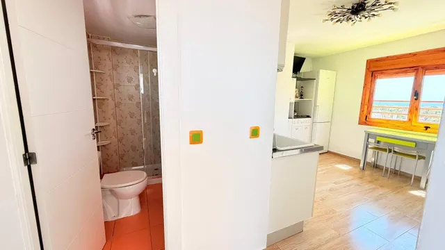 Apartamento en Torrevieja con piscina y vistas al mar — 13