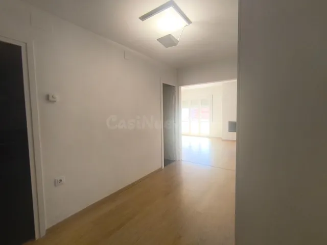 PISO EN ALQUILER EN VILANOVA DEL CAMÍ — 2