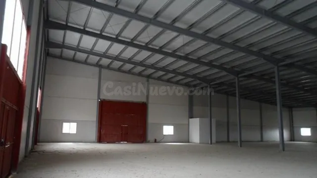 Venta de Nave Industrial en La Carolina, Jaén. — 5