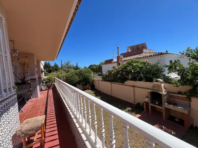 ESPECTACULAR CASA PAREADA EN BENALMADENA 325 M2 — 23