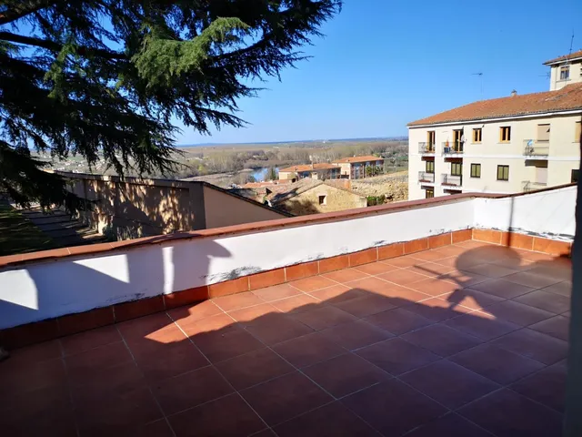 Urbis te ofrece un estupendo y luminoso Piso en venta en Ciu - foto 3