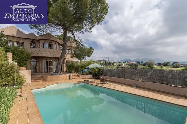 Espectacular casa independiente con piscina y grandes vistas - foto 4