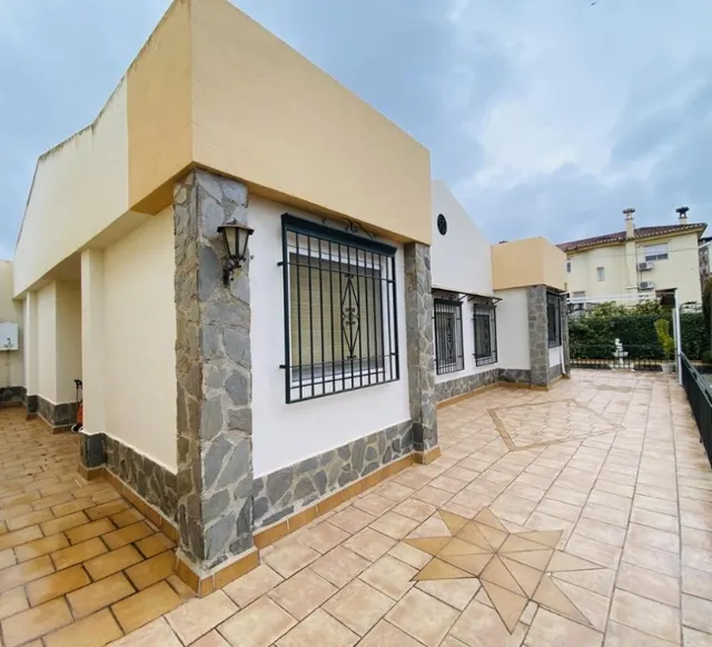 Casa-Chalet en Venta en Zubia, La Granada — 8