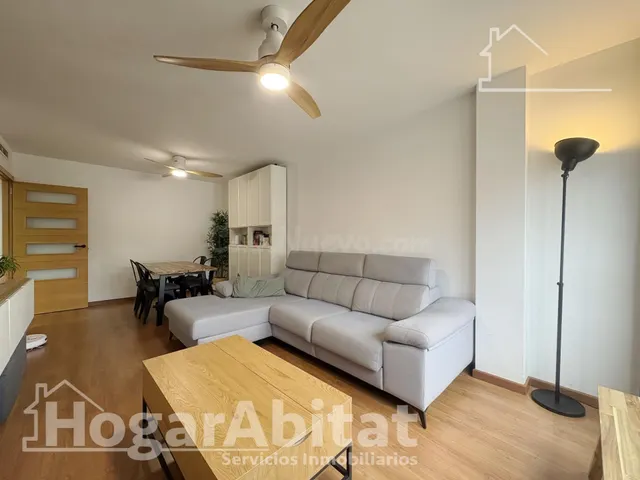 ¡Hogar de lujo! Amplio, sofisticado y reformado, con patio y - foto 4