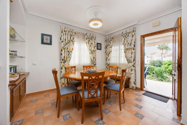 Exclusiva Villa con Jardin de ensueño en Los Dolses, a pasos de La Zenia Boulevard — 29