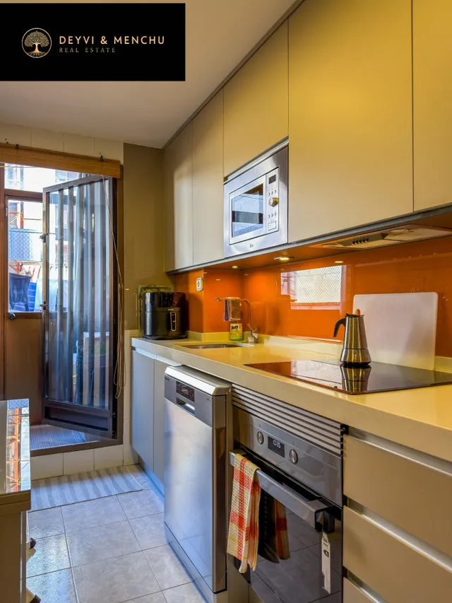 Piso exterior con terraza, 2 dormitorios y listo para entrar a vivir — 34