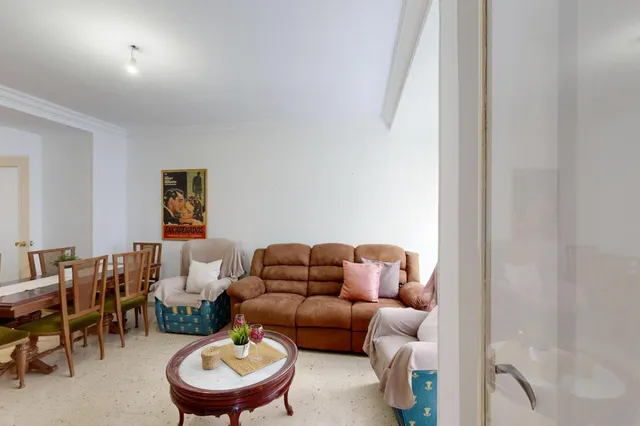 Vivienda en Avd. Río Segura — 9