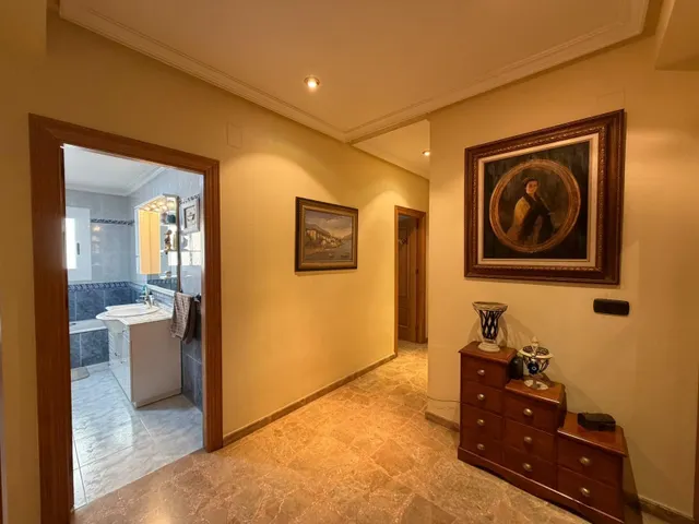 Exclusividad, amplitud y elegancia en una vivienda única — 36
