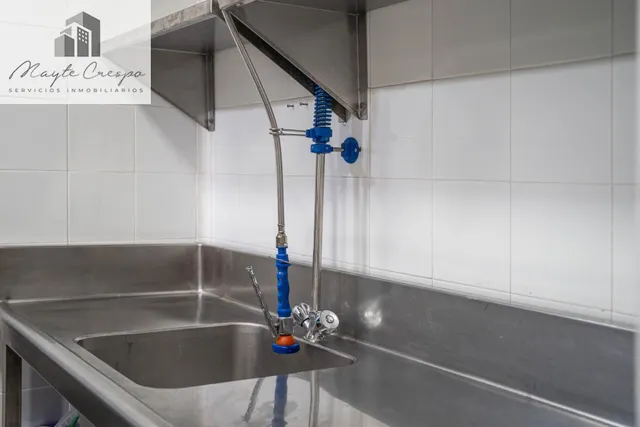 Venta de cafetería La Contraviesa de 160 m2  junto a Alcampo — 31