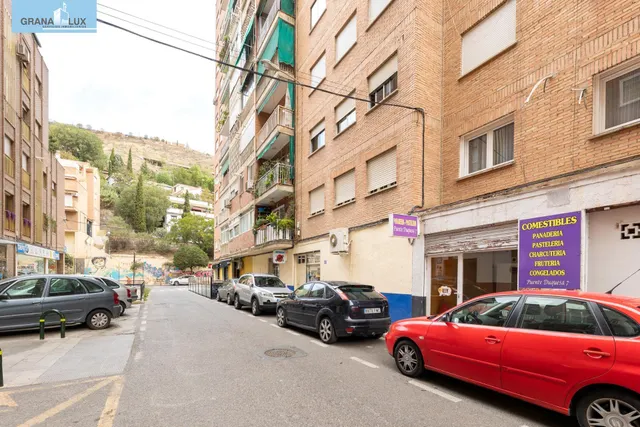 LOCAL COMERCIAL EN EL CHARCÓN — 19