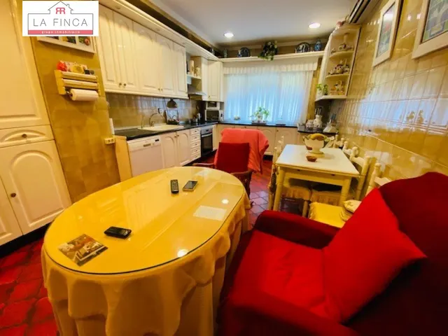 Gran Casa Independiente con piscina y zonas ajardinadas. — 41