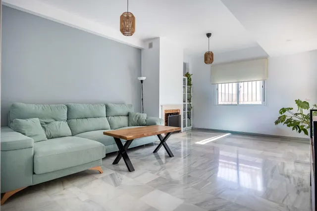 Vivienda adosada reformada, amplia y lista para entrar a vivir — 7